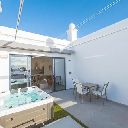 شقة Atlantico Plaza 1a - 3 Beds - 2 Baths *